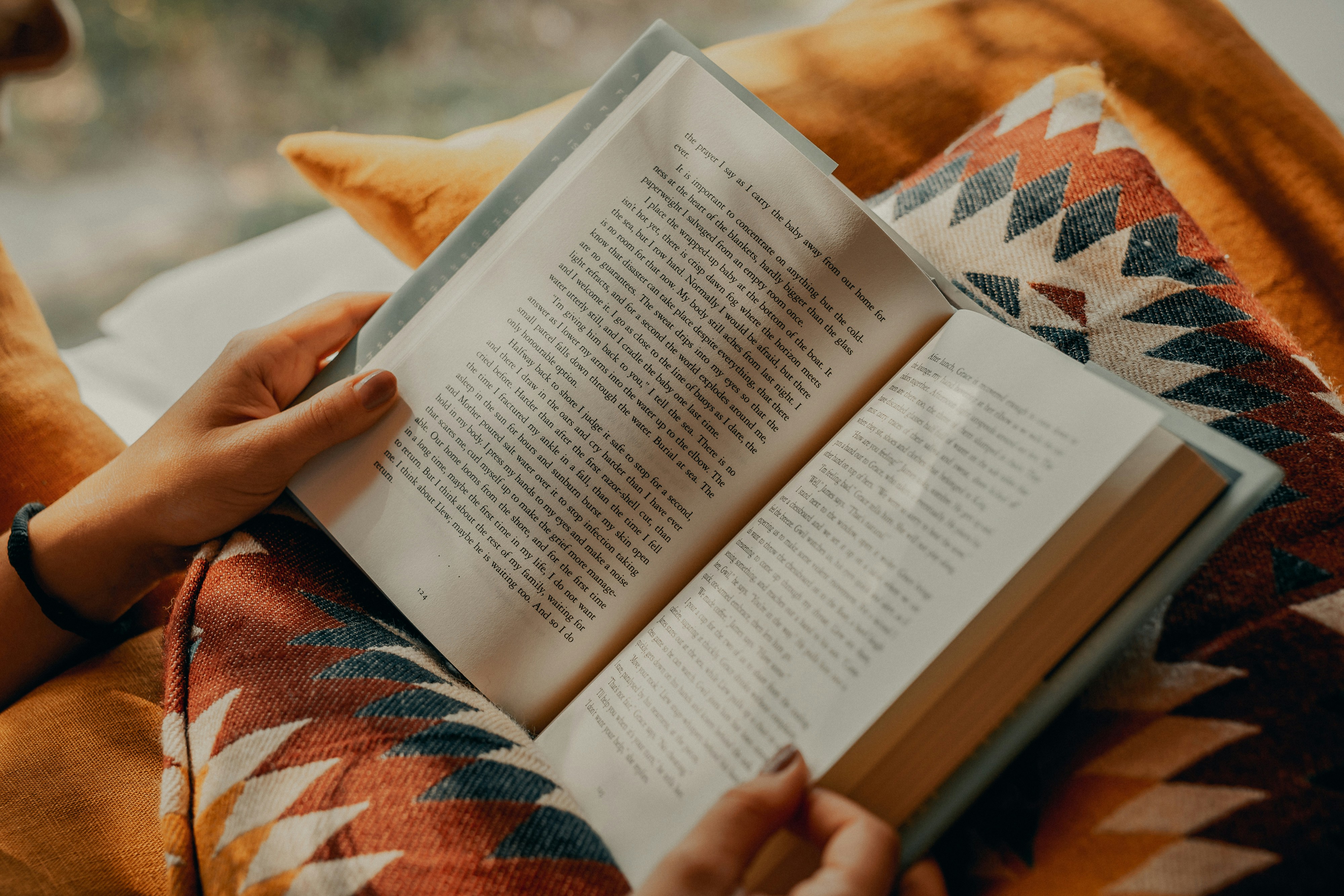 12 Best Summer Read Books 2025: The Ultimate Beach Vacation Reading List
